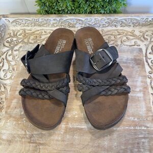 White Mountain Slide Sandals